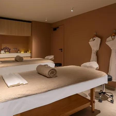Apart Otel Les Embruns & 4*